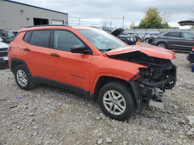 3C4NJDAB4JT261792 - 2018 JEEP COMPASS SPORT Оранжевый фото 4