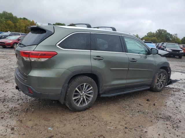 5TDJZRFH0JS908507 - 2018 TOYOTA HIGHLANDER SE Vert photo 3