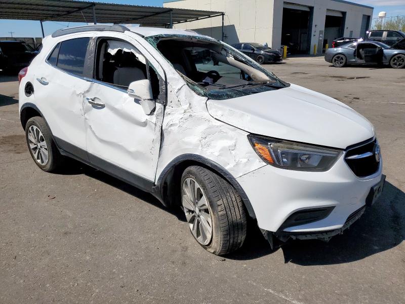 KL4CJESB2JB641169 - 2018 BUICK ENCORE PREFERRED WHITE photo 4