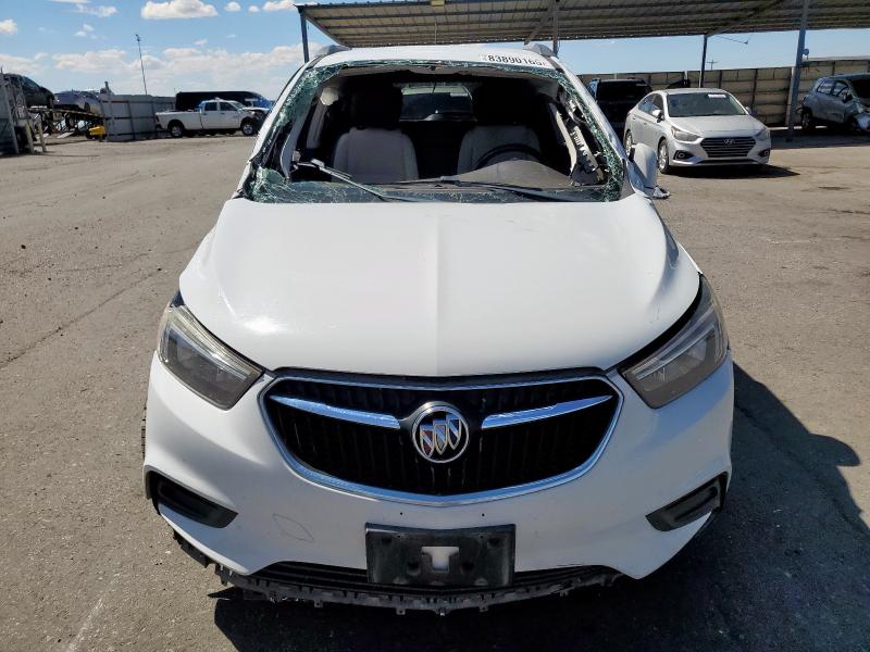 KL4CJESB2JB641169 - 2018 BUICK ENCORE PREFERRED WHITE photo 5