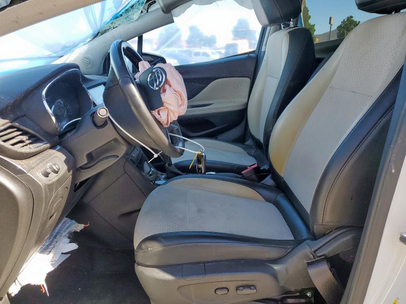 KL4CJESB2JB641169 - 2018 BUICK ENCORE PREFERRED WHITE photo 7