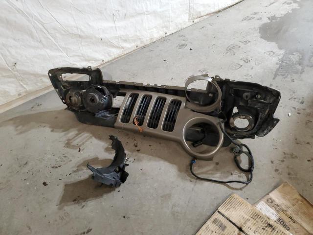 1J4GL38KX2W366524 - 2002 JEEP LIBERTY RENEGADE 米色 照片 13