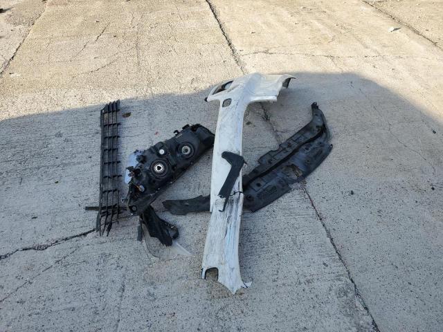 5TDJKRFH2GS237306 - 2016 TOYOTA HIGHLANDER XLE 白色 照片 13