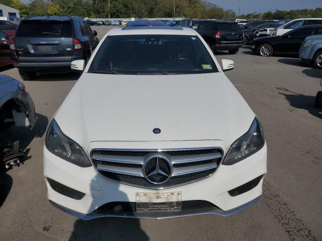 WDDHF8JB8EA807020 - 2014 MERCEDES-BENZ E 350 4MATIC WHITE photo 5