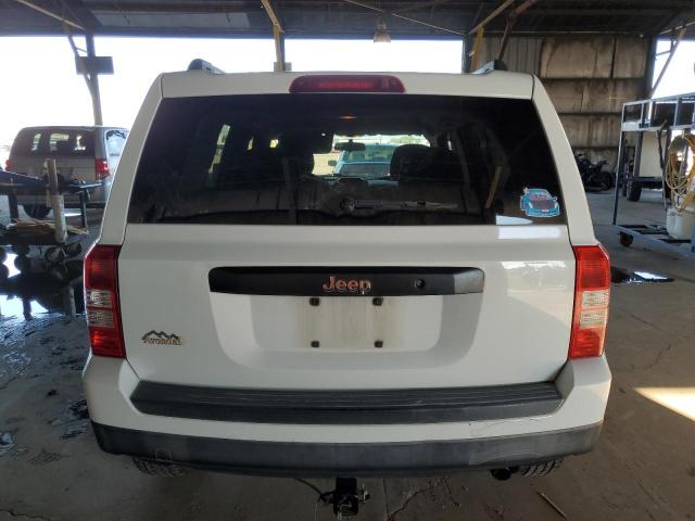 1C4NJPBA6DD130039 - 2013 JEP PATRIOT SPORT Білий фото 6