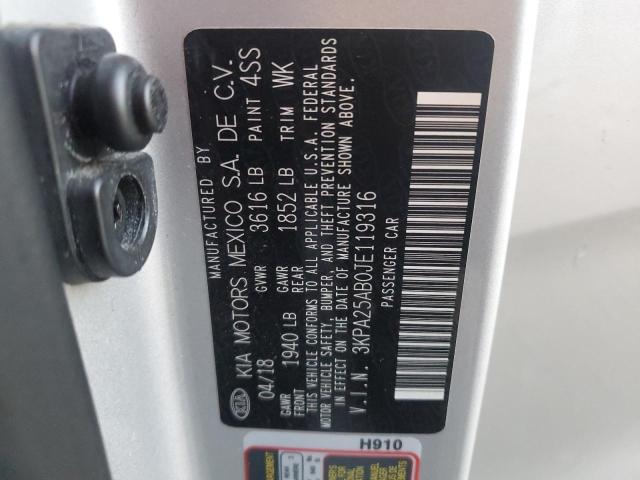 3KPA25AB0JE119316 - 2018 KIA RIO LX SILVER photo 12
