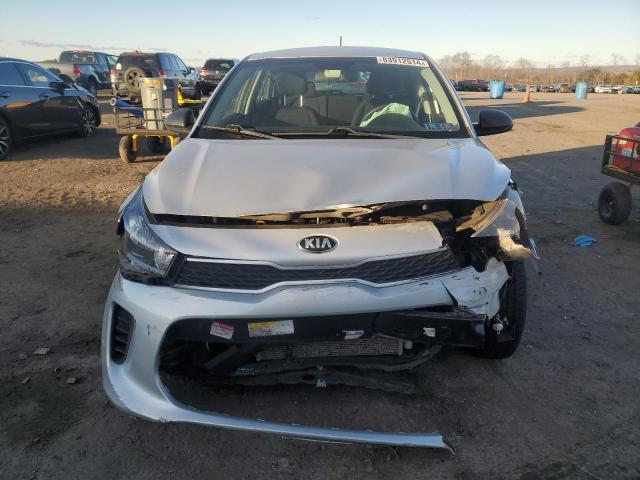 3KPA25AB0JE119316 - 2018 KIA RIO LX SILVER photo 5