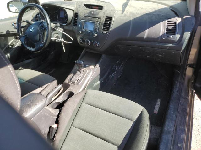 KNAFX6A82G5624583 - 2016 KIA FORTE EX GRAY photo 8