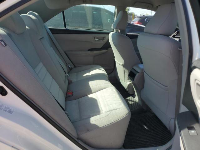 4T1BF1FK6HU617408 - 2017 TOYOTA CAMRY LE 白色 照片 10