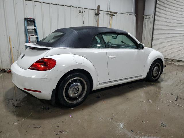 3VW5P7AT9DM820760 - 2013 VOLKSWAGEN BEETLE WHITE photo 3