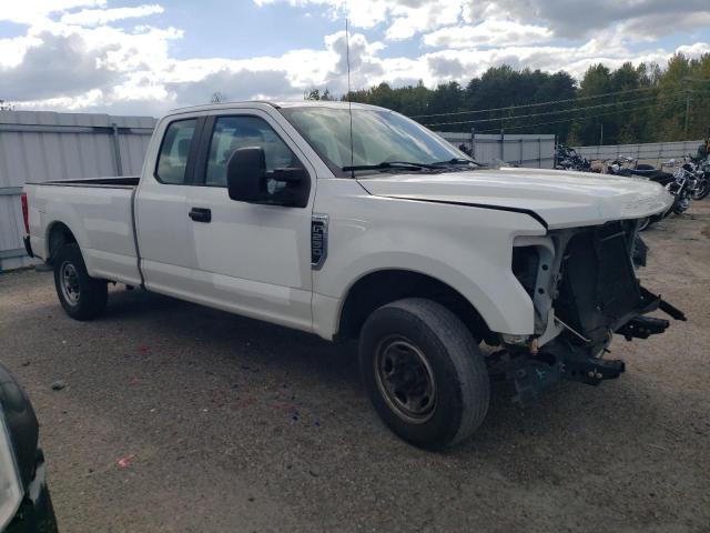 1FT7X2A69KED99778 - 2019 FORD F250 SUPER DUTY WHITE photo 4