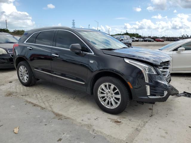 1GYKNARS2JZ111211 - 2018 CADILLAC XT5 BLACK photo 4