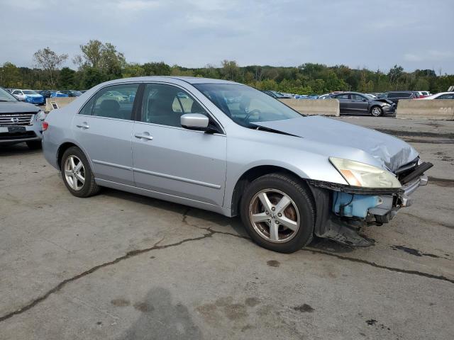 1HGCM56624A030404 - 2004 HONDA ACCORD EX SILVER photo 4