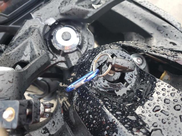 ML5EXER11RDAD5266 - 2024 KAWASAKI EX650 R Noir photo 8