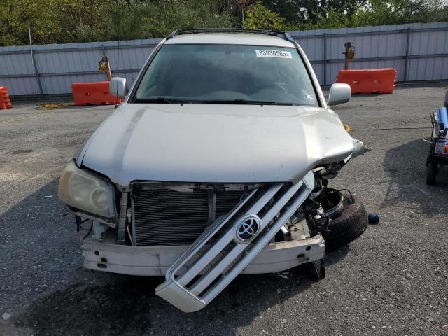 JTEEP21A040050791 - 2004 TOYOTA HIGHLANDER SILVER photo 5