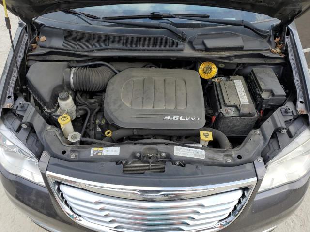 2C4RC1BG9FR589319 - 2015 CHRYSLER TOWN & COU TOURING GRAY photo 12