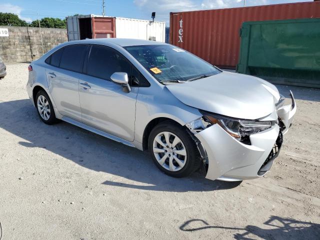 5YFB4MDE8RP136762 - 2024 TOYOTA COROLLA LE Gümüş fotoğraf 4