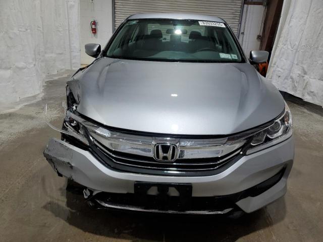 1HGCR2F35HA205966 - 2017 HONDA ACCORD LX 银色 照片 5