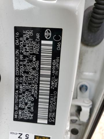 JTDKARFU0G3016986 - 2016 TOYOTA PRIUS WHITE photo 12