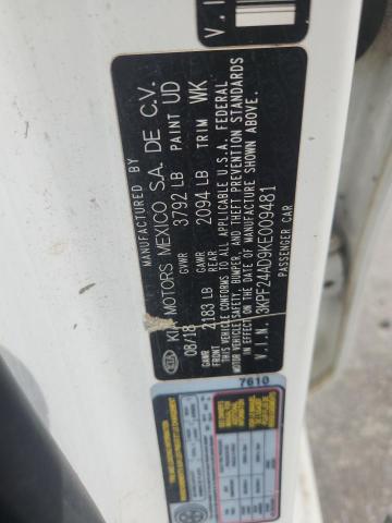 3KPF24AD9KE009481 - 2019 KIA FORTE FE WHITE photo 12