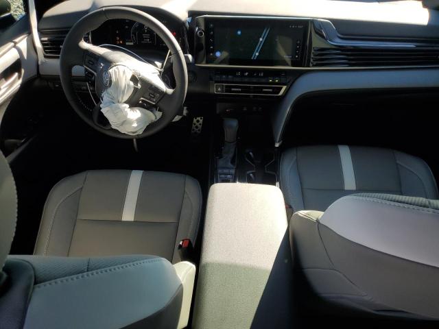 4T1DAACK2SU645046 - 2025 TOYOTA CAMRY XSE შავი ფოტო 8