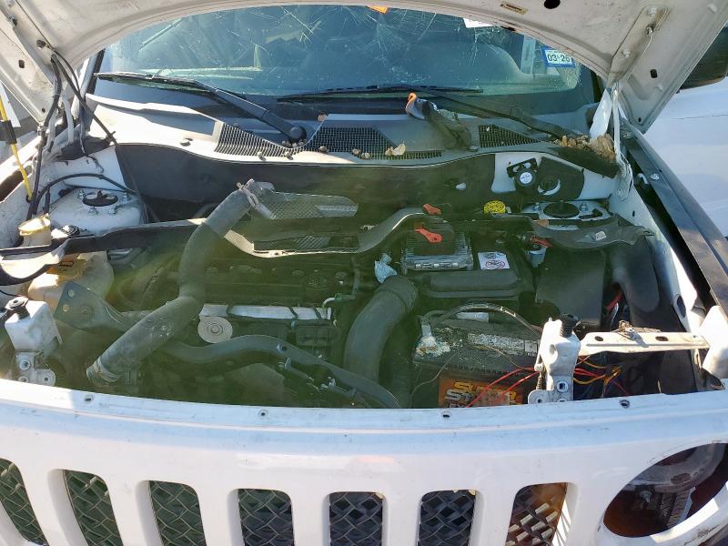 1C4NJPBAXFD170935 - 2015 JEEP PATRIOT SPORT 白色 照片 12