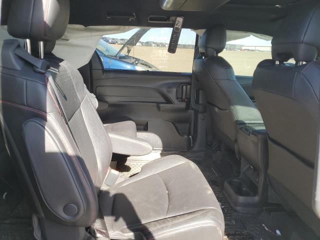 5TDGSKFC0SS180151 - 2025 TOYOTA SIENNA LE أبيض صورة 11