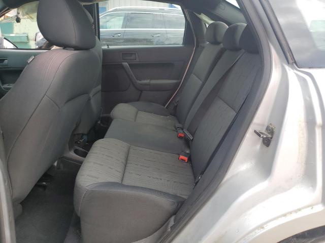 1FAHP3FN1AW221713 - 2010 FORD FOCUS SE SILVER photo 10