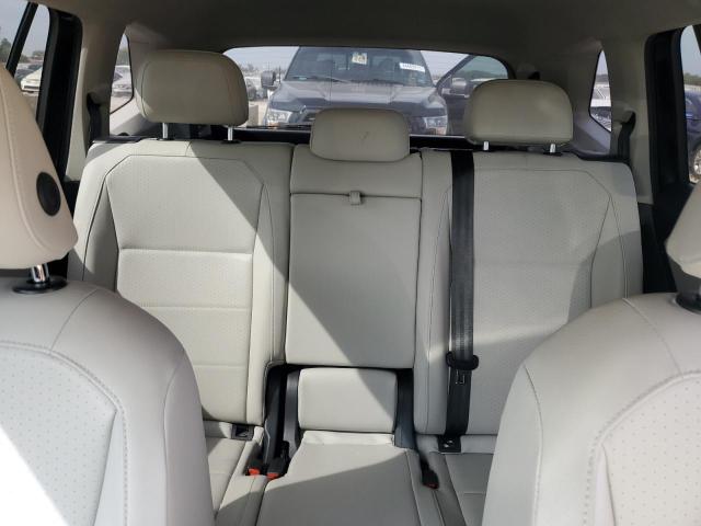 3VV2B7AX9JM178870 - 2018 VOLKSWAGEN TIGUAN SE Noir photo 10