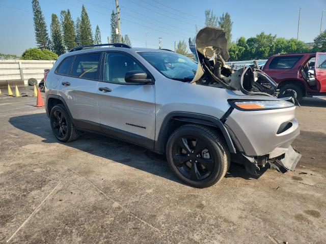 1C4PJLABXHW616973 - 2017 JEEP CHEROKEE SPORT ვერცხლისფერი ფოტო 4