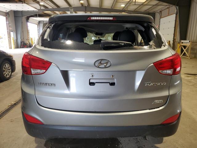KM8JUCAC0AU093336 - 2010 HYUNDAI TUCSON GLS SILVER photo 6