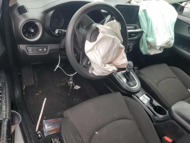 3KPF24AD3KE065657 - 2019 KIA FORTE FE Серебристый фото 8