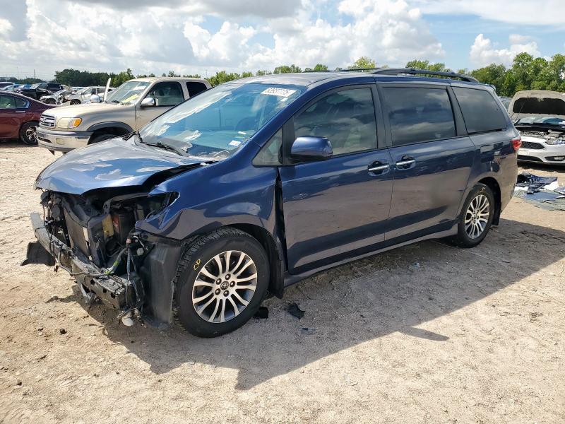 2020 TOYOTA SIENNA XLE, 