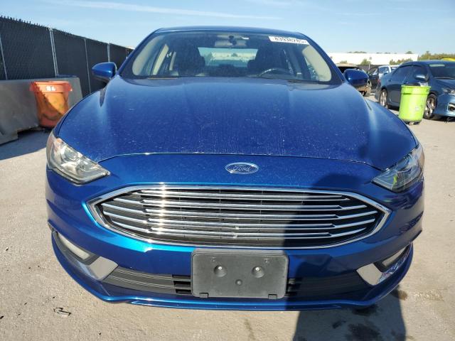 3FA6P0HD8HR187776 - 2017 FORD FUSION SE ნაცრისფერი ფოტო 5