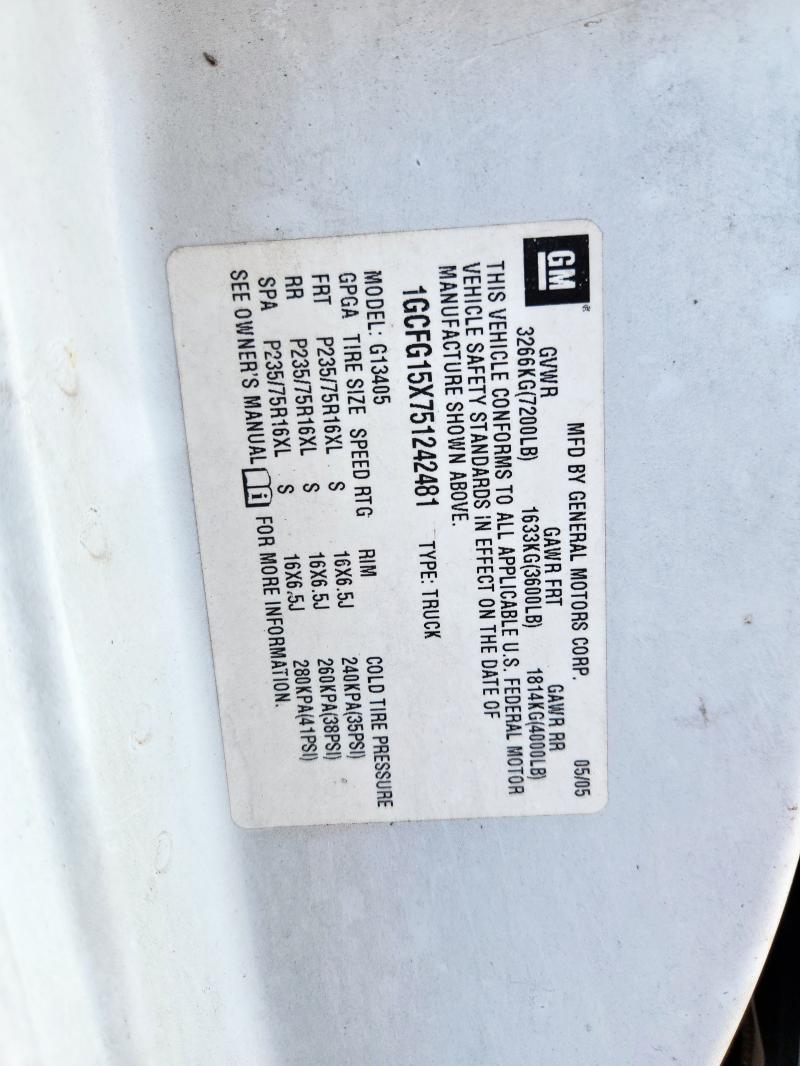 1GCFG15X751242481 - 2005 CHEVROLET EXPRESS G1500 WHITE photo 13