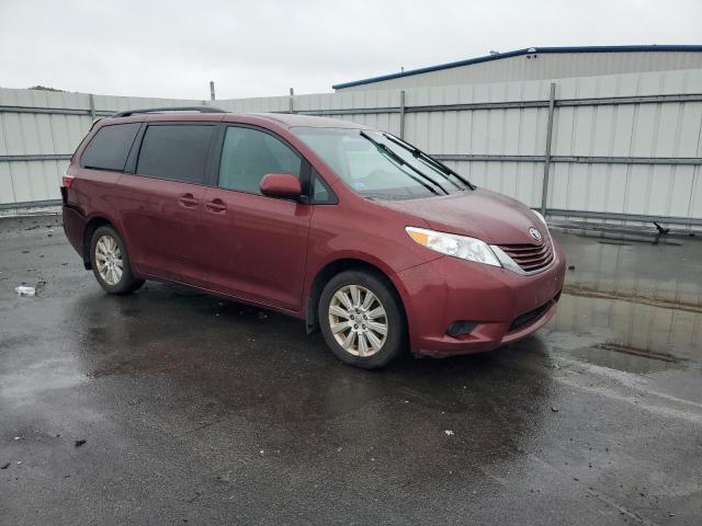 5TDJK3DC5FS101755 - 2015 TOYOTA SIENNA LE BURGUNDY photo 4