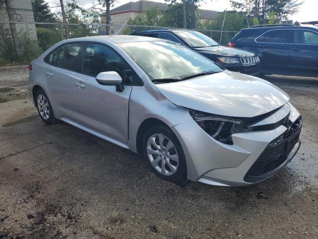 5YFB4MDE3SP233017 - 2025 TOYOTA COROLLA LE فضي صورة 4