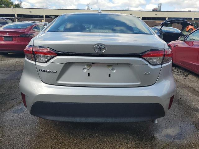 5YFB4MDE3SP233017 - 2025 TOYOTA COROLLA LE فضي صورة 6