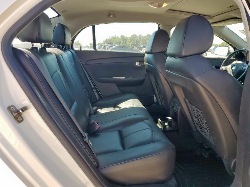 1G1ZE5E70BF199944 - 2011 CHEVROLET MALIBU LTZ 白色 照片 10