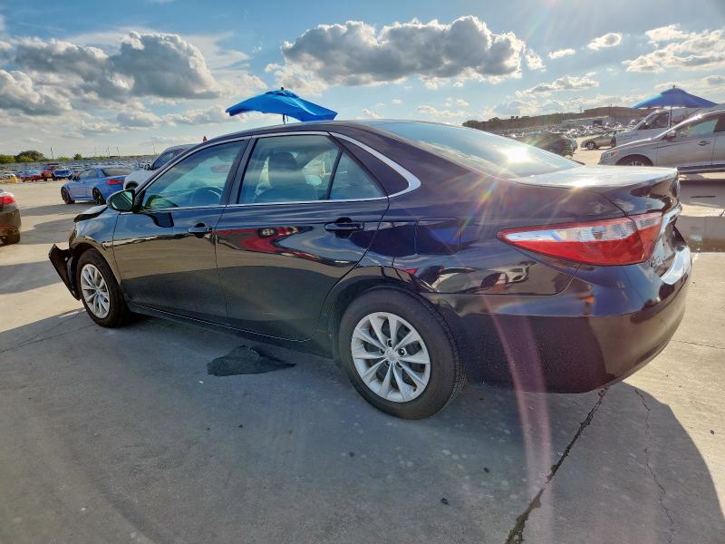 4T1BF1FK4FU041802 - 2015 TOYOTA CAMRY LE BLACK photo 2