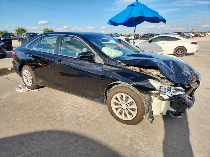 4T1BF1FK4FU041802 - 2015 TOYOTA CAMRY LE BLACK photo 4