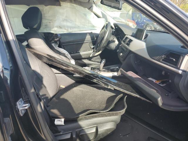 WBA3C3G52ENS71544 - 2014 BMW 320 I XDRIVE Schwarz Foto 7
