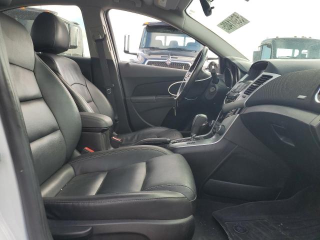 1G1PE5SB4F7153047 - 2015 CHEVROLET CRUZE LT WHITE photo 7