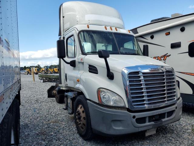 2016 FREIGHTLINER CASCADIA 1, 