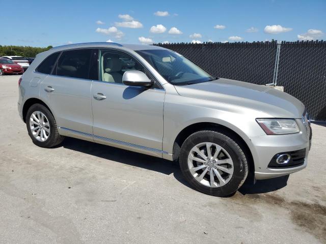 WA1CFAFP8DA028886 - 2013 AUDI Q5 PREMIUM SILVER photo 4