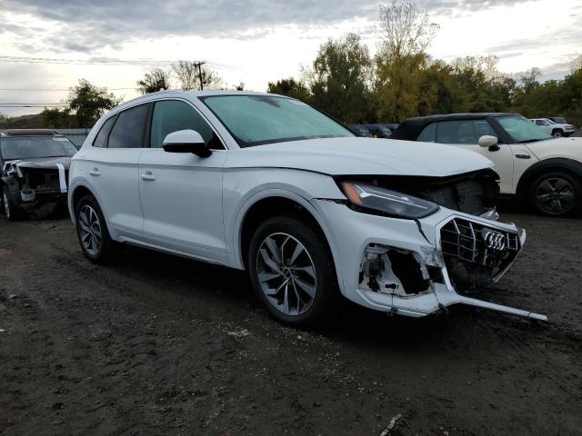 WA1BAAFY5M2018443 - 2021 AUDI Q5 PREMIUM PLUS 白色 照片 4