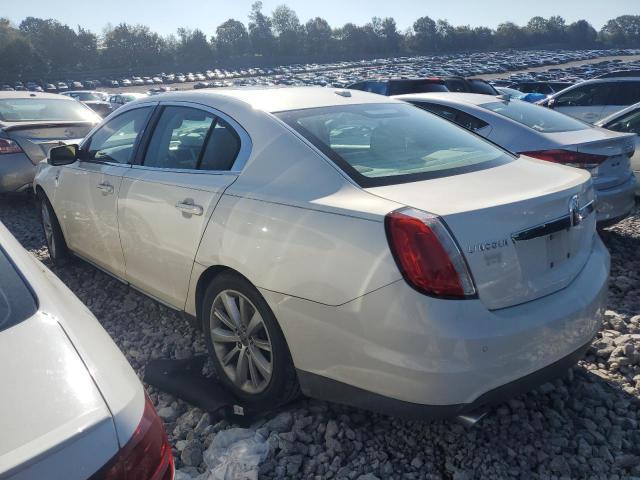 1LNHM93R19G603058 - 2009 LINCOLN MKS WHITE photo 2
