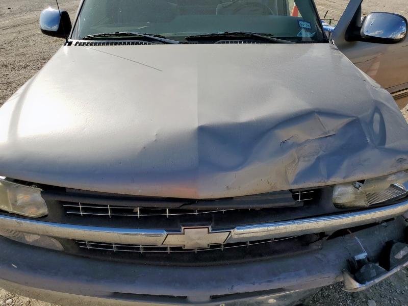 1GCEC14V92Z203752 - 2002 CHEVROLET SILVERADO C1500 银色 照片 11