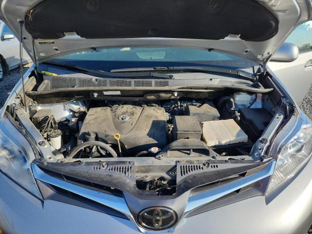 5TDYZ3DC6KS006979 - 2019 TOYOTA SIENNA XLE ვერცხლისფერი ფოტო 12