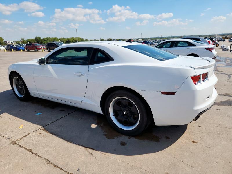 2G1FB1E38C9190730 - 2012 CHEVROLET CAMARO LT أبيض صورة 2